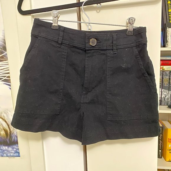 H&M high waisted black shorts - Picture 2 of 2